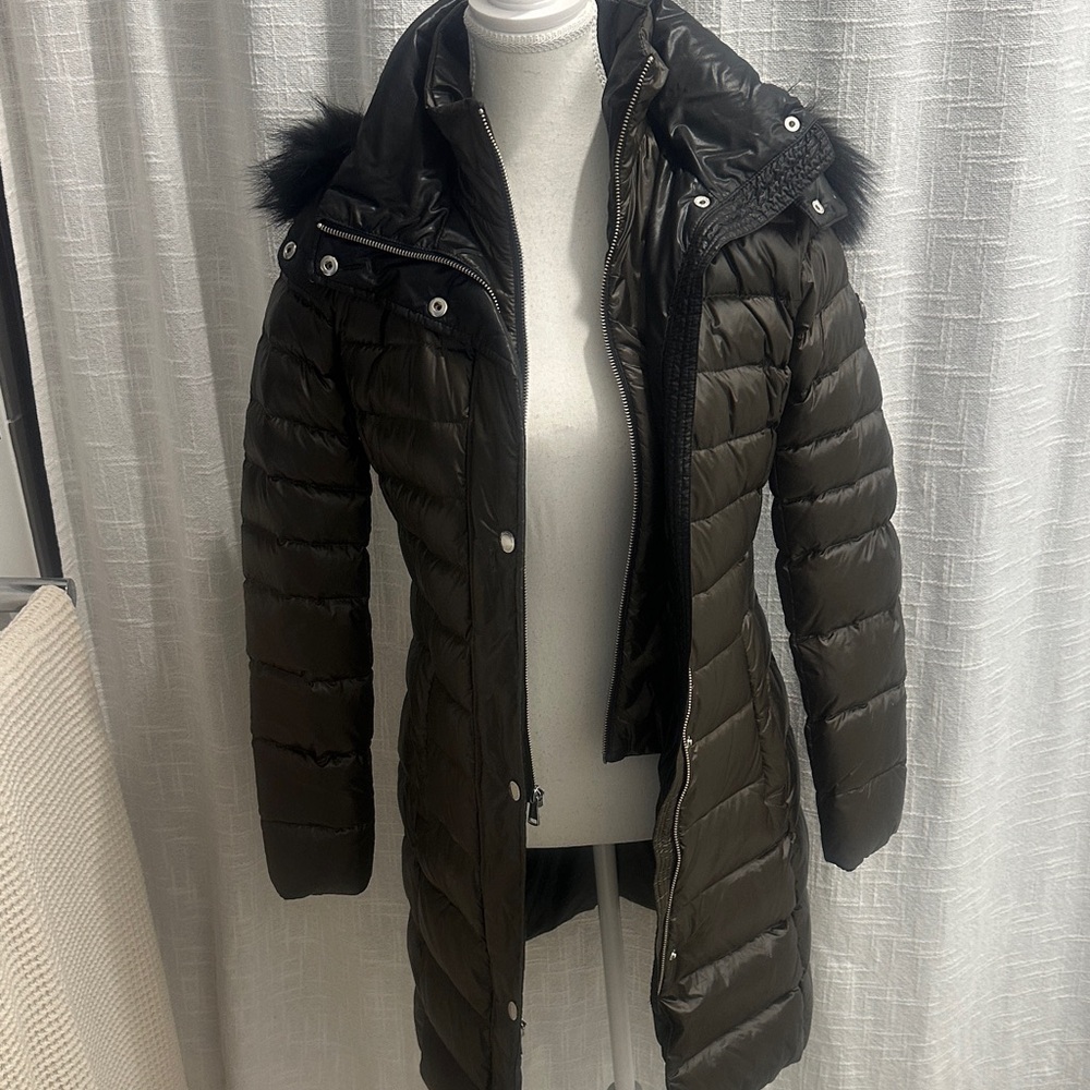 Andrew Marc Down Coat with Saga Fur trim in Fox Luxury Puffer Size XS - Picture 7 of 11